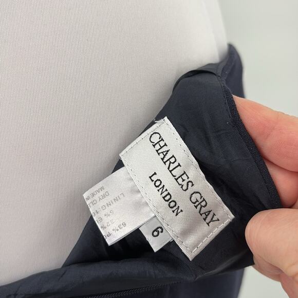 Vintage Charles Gray London Women’s Navy Knee Length Pencil Skirt Size 6 Poly - Picture 6 of 11